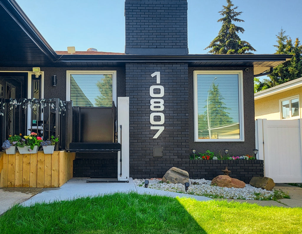 Top 5 Ways to Bring Curb Appeal Value to Your Canadian Home